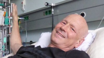 Zwei Männer und ihre tiefe Verbindung durch eine Stammzellspende